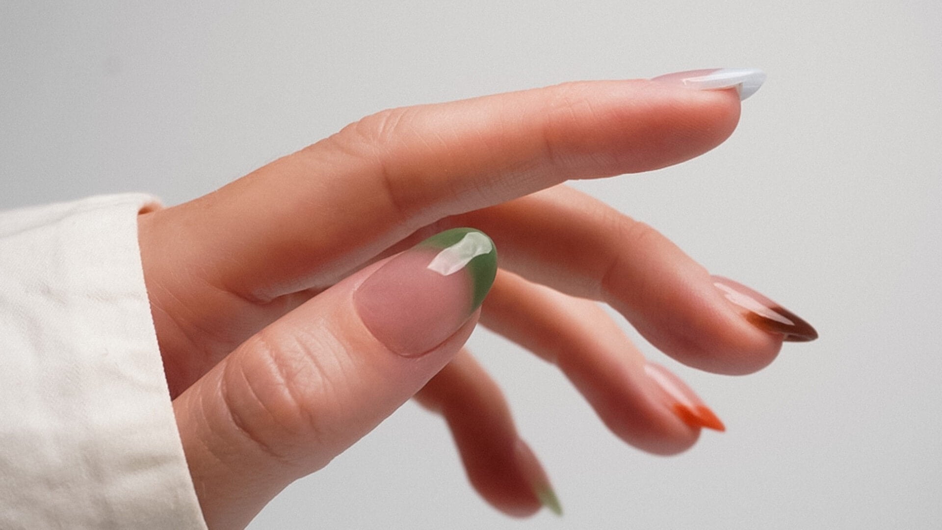 Kühle Tage, warme Farben: So bringst du den Herbst auf deine Fingerspitzen - Doonails