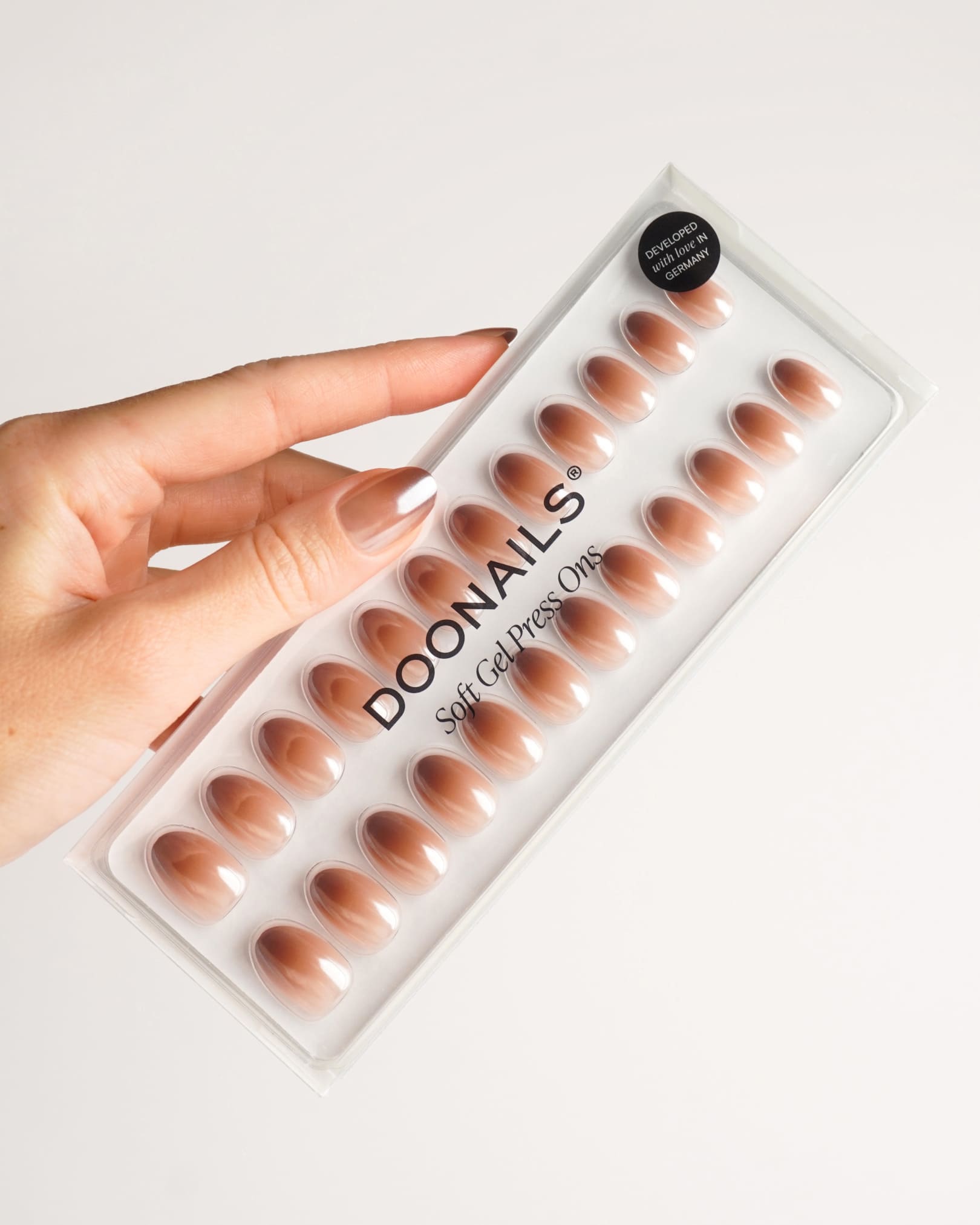 Brownie Short Round Soft Gel Press Ons - Doonails