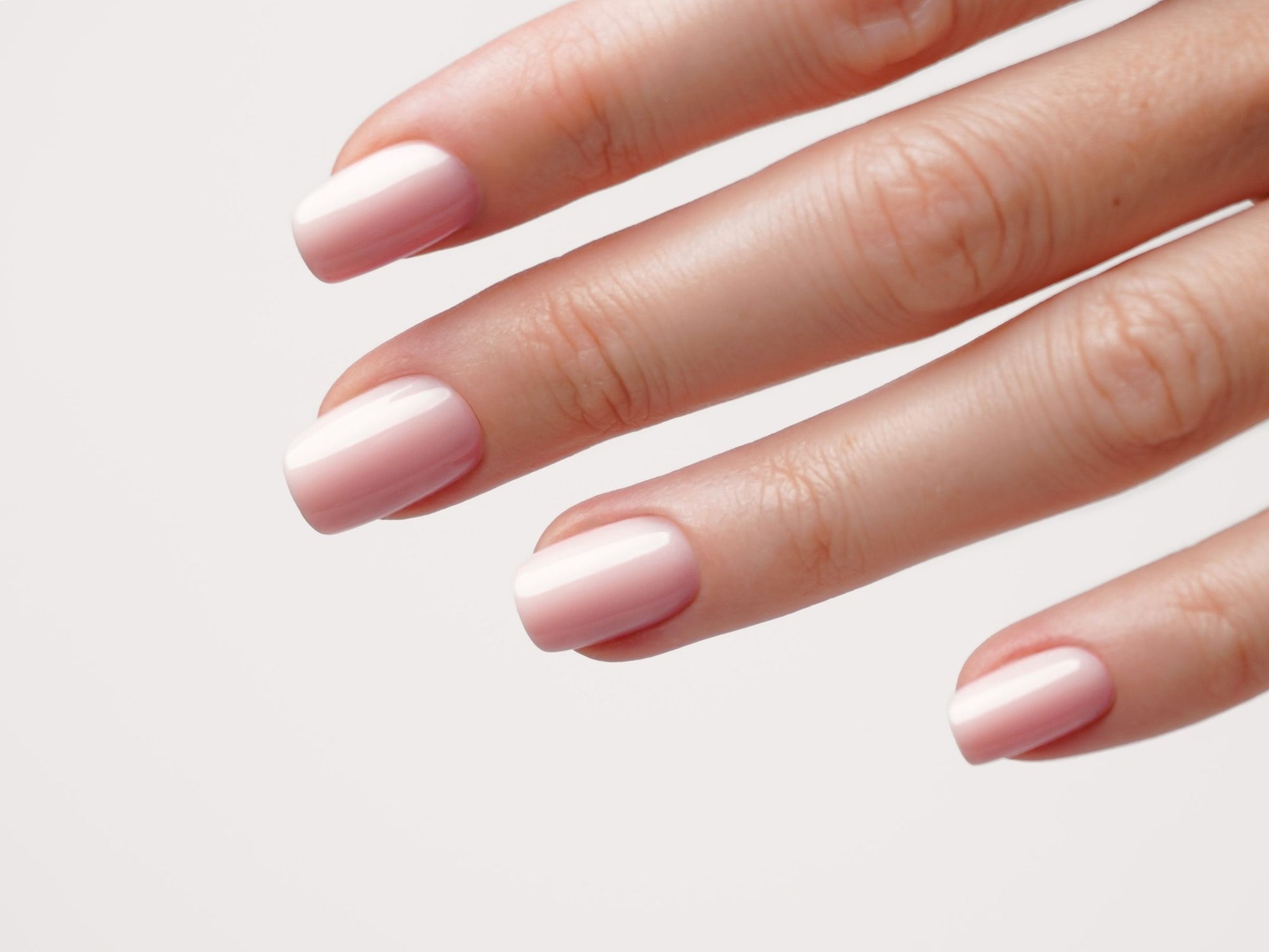 Alltagstaugliche Press Ons in zartem Rosé