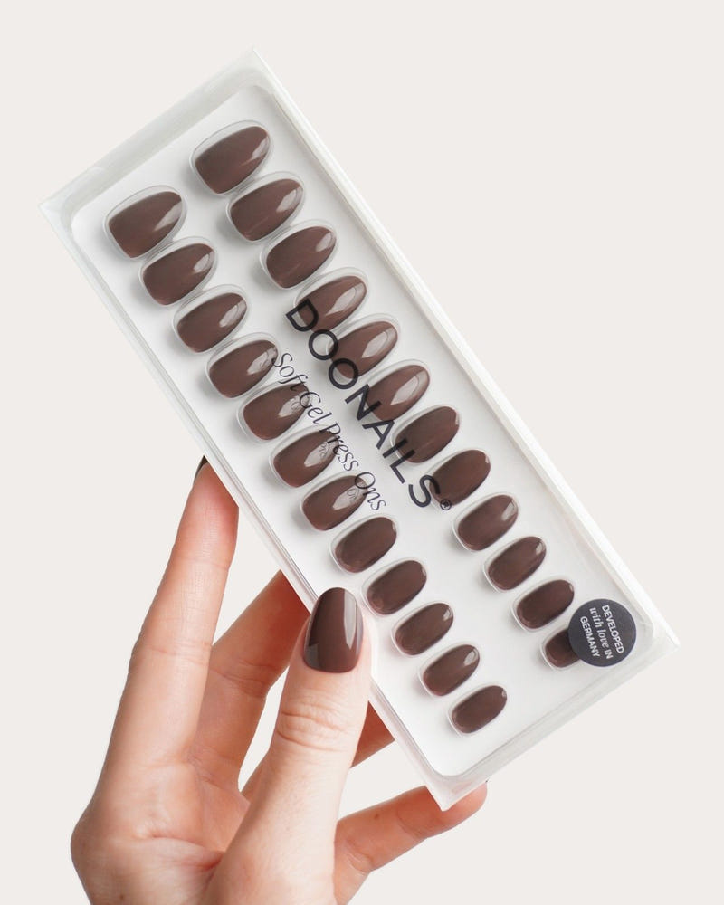 Cafe Noir Short Round Soft Gel Press Ons