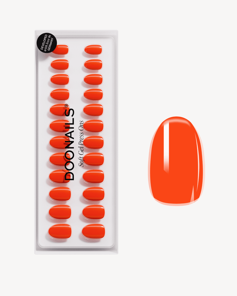 Dolce Vita Short Round Soft Gel Press Ons