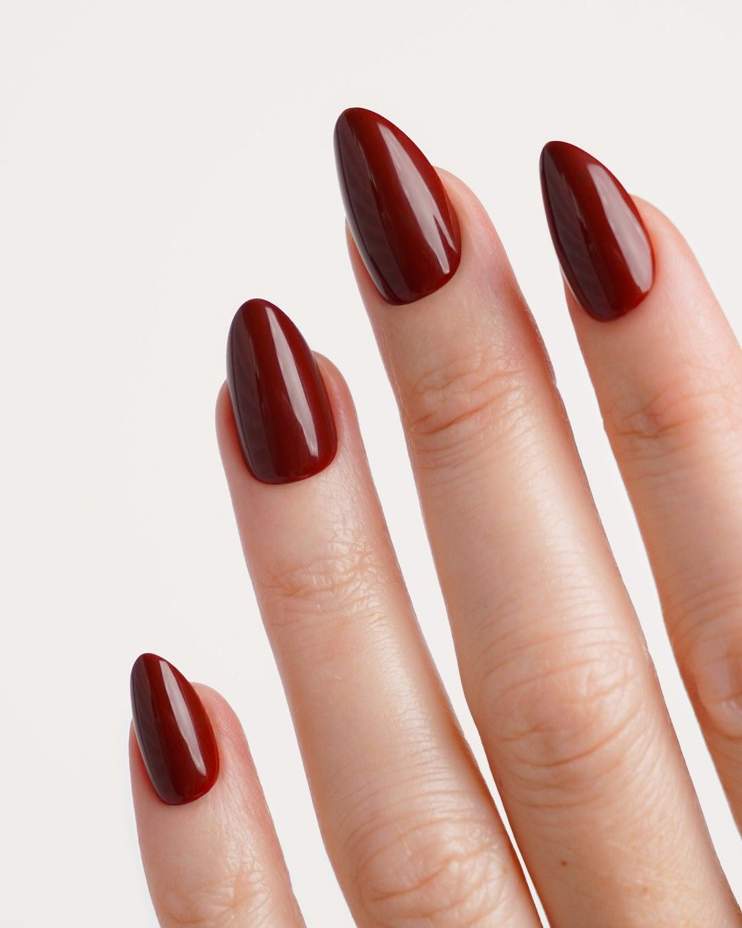 Soft Gel Press Ons Love Paris getragen