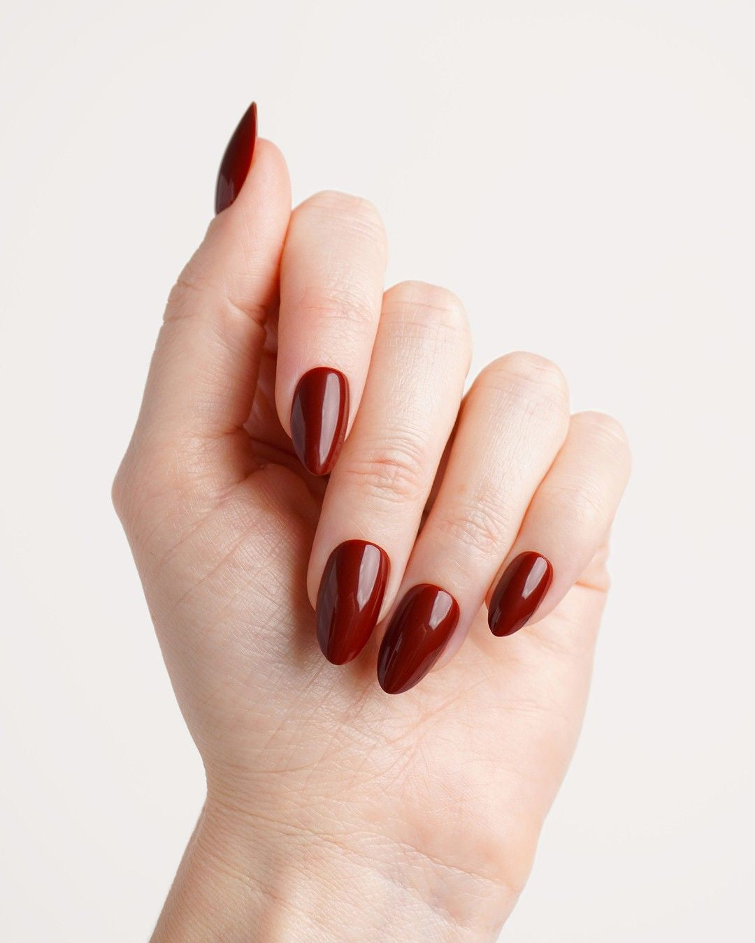 Soft Gel Press Ons Love Paris getragen