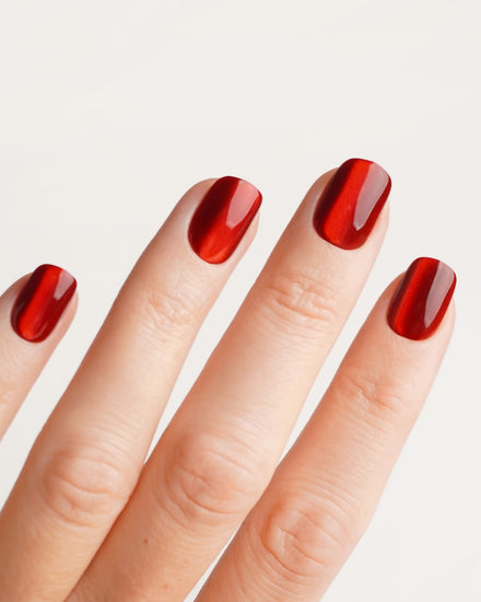 Red Cat Eye