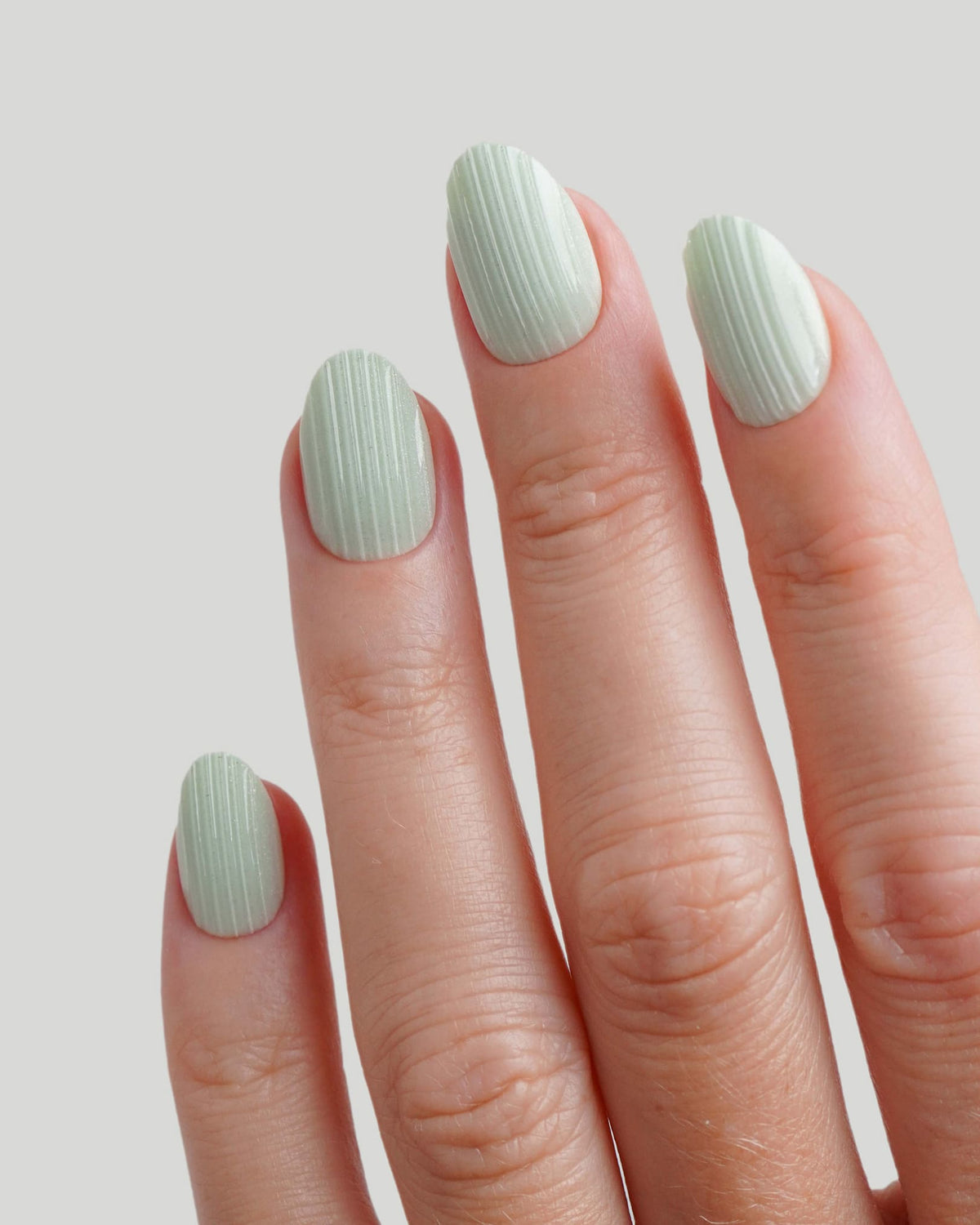Sage Ribbed Cat Eye Short Round Soft Gel Press Ons