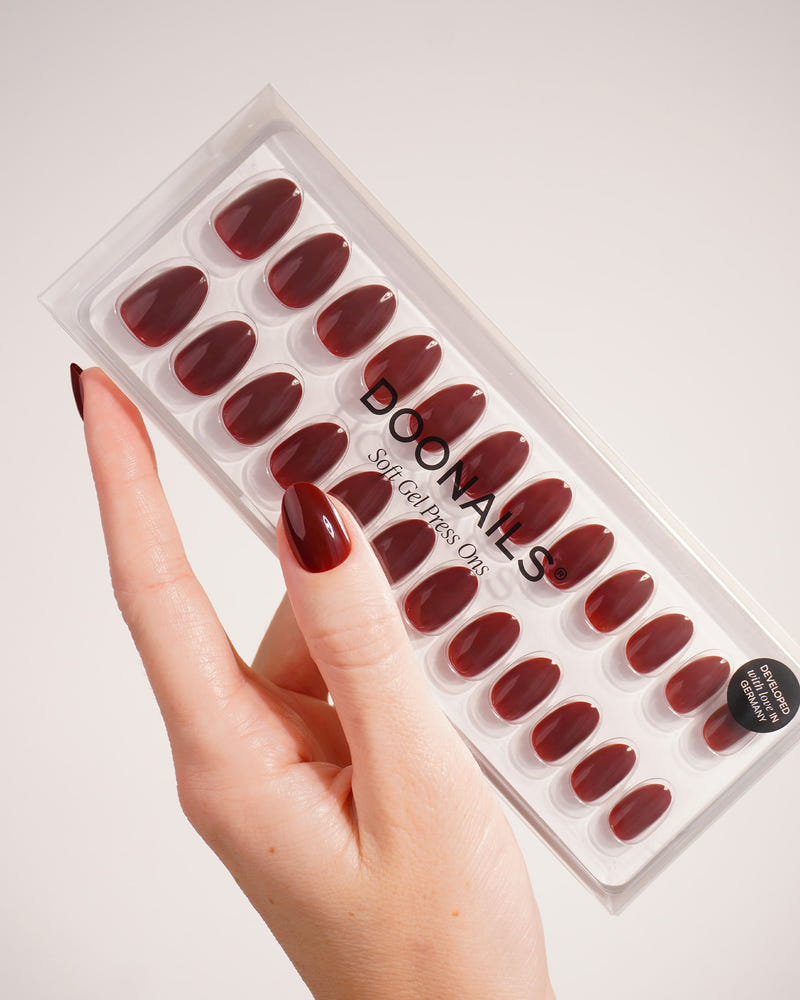 Love Paris Short Round Soft Gel Press Ons - Doonails