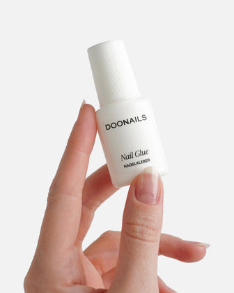 Nagelkleber & Klebesticker Bundle