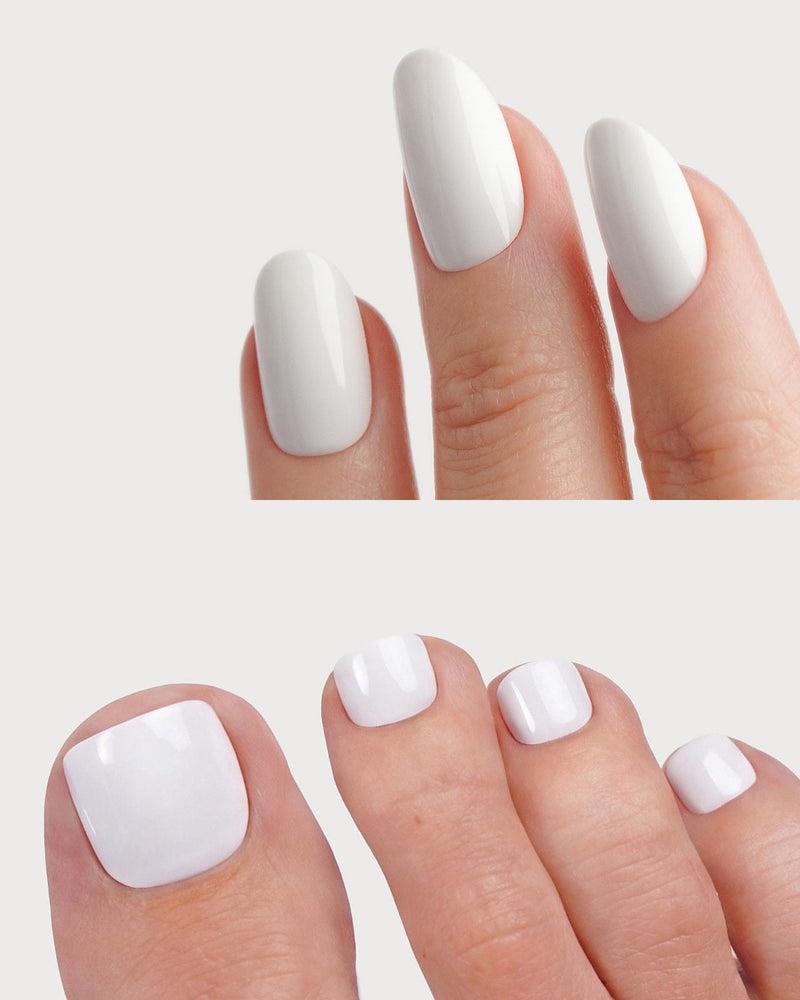 Snow White Medium Round Mani & Pedi Set - Soft Gel Press Ons