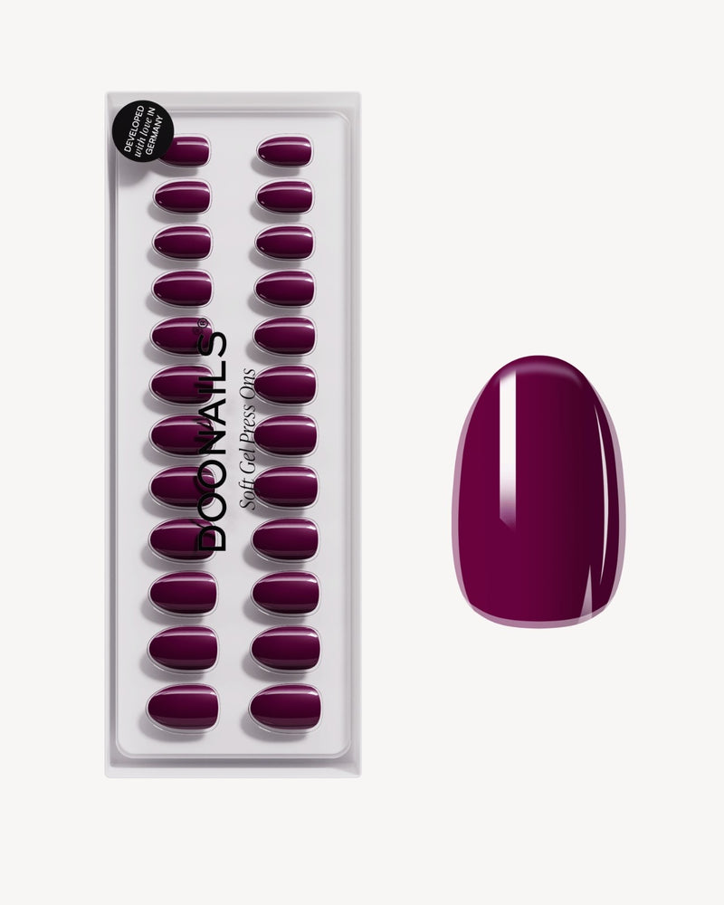 Into You Short Round Soft Gel Press Ons - Doonails