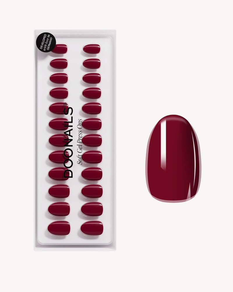 Love Paris Short Round Soft Gel Press Ons - Doonails